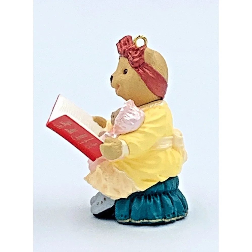 1993 Bearnadette Bearinger Hallmark Keepsake‎ Ornament - #4 in Collection Set